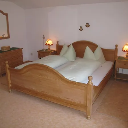 Haus Tschofen