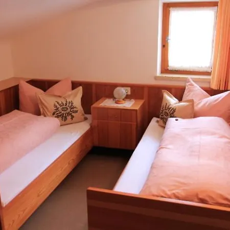 Haus Tschofen Apartment *