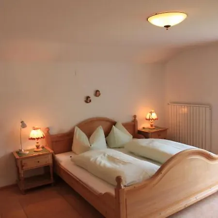 Haus Tschofen Apartment *
